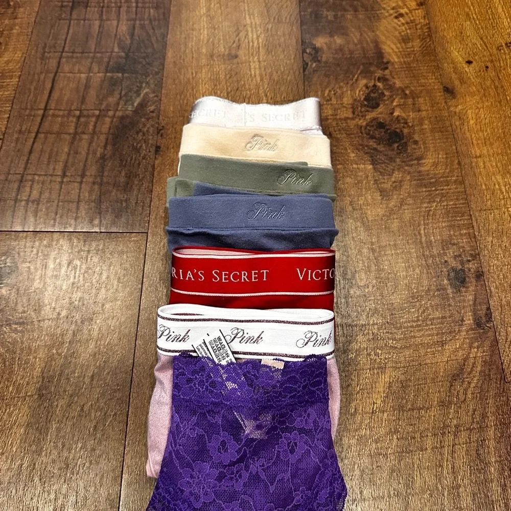 Victoria's Secret Bundle - Picture 2 of 11